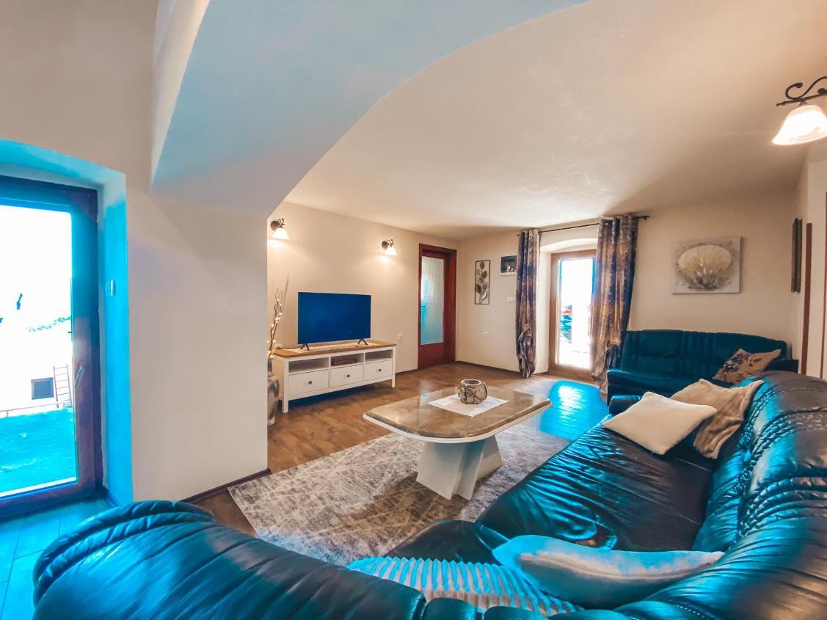 Holiday Home Istra Plomin Ngoại thất bức ảnh